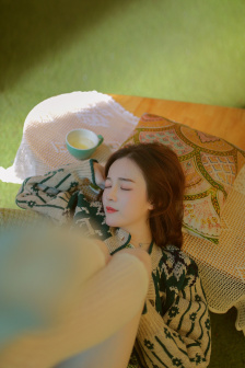 善良女秘书的秘密在线观看